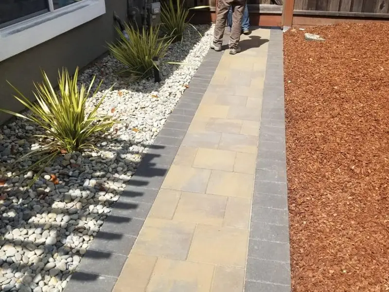 Side-yard paver walkway